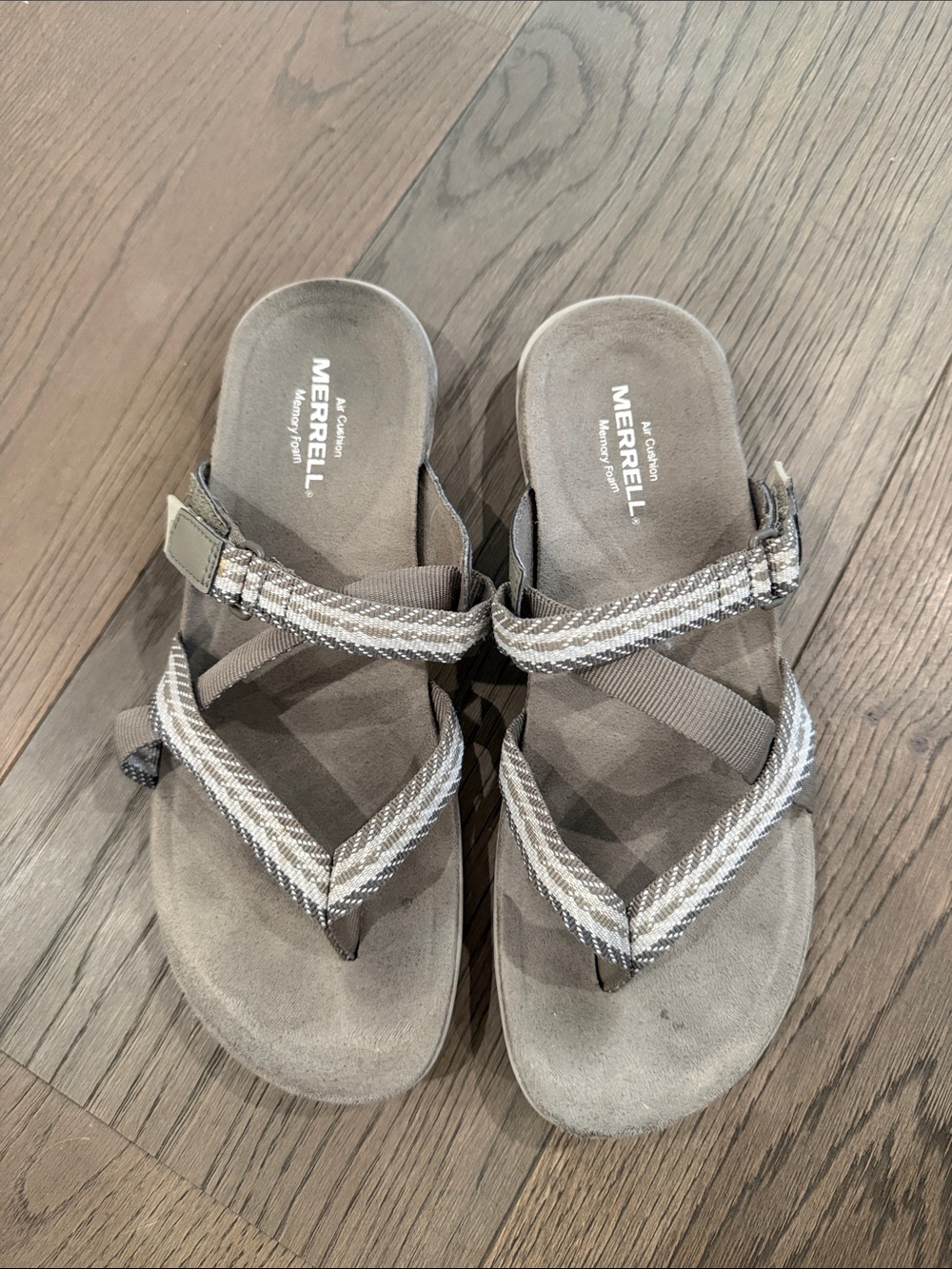 Merrell Women's Taupe/Brown Strappy Slide Sandals size 8 memory foam air cushion